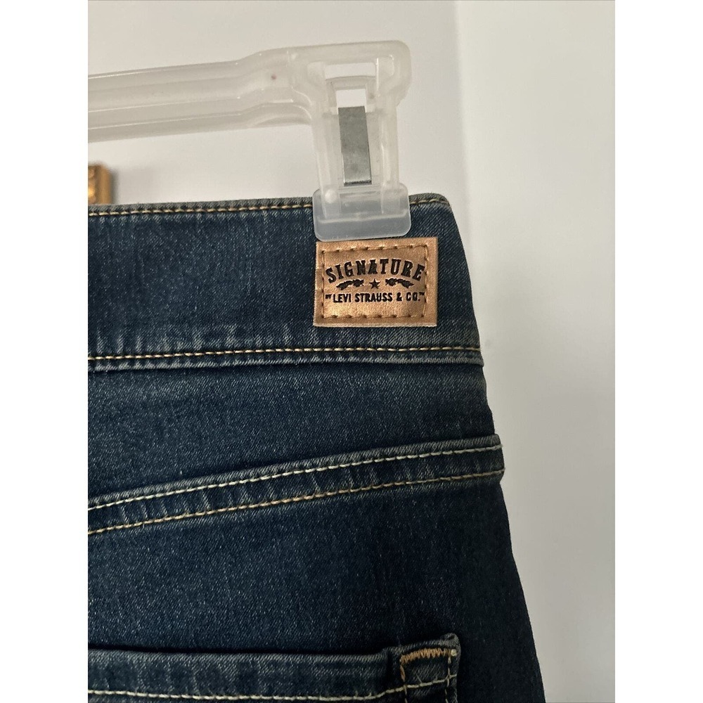 Levi Strauss Signature Gold Jeans Womens W28 x L30 Mid Rise Straight Stretch - Picture 5 of 12